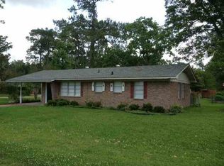 230 Pinewood Dr, Silsbee, TX 77656