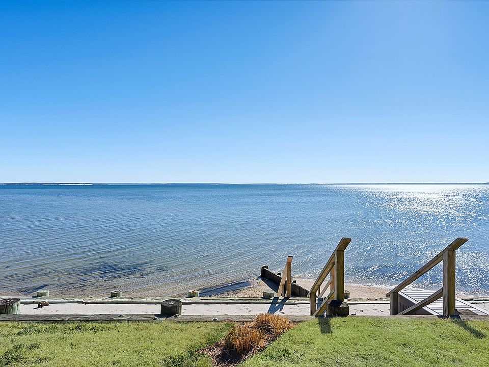1st image of 2780 Great Peconic Bay Blvd