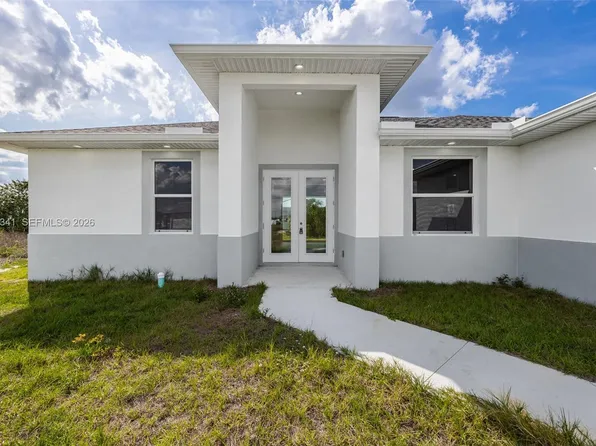 1346 Radio Loop, Labelle, FL 33935