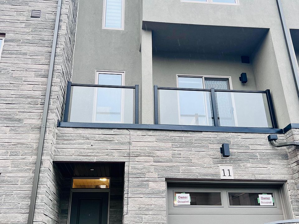 1st image of 11 Bayberry Ln