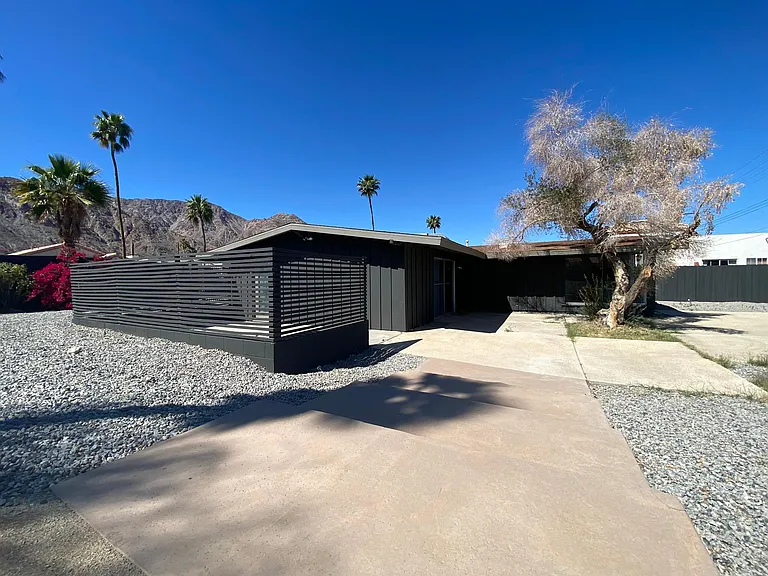 52228 Avenida Obregon — Photo 2