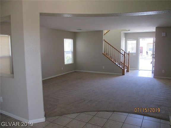 2nd image of 587 Port Talbot Ave