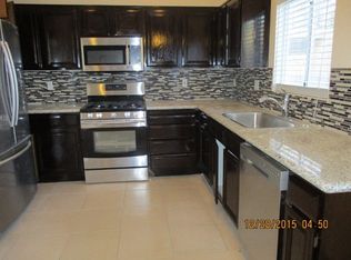 1240 Diamond Valley St, Henderson, NV 89052