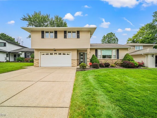 5978 Cantwell Dr, Mayfield, OH 44124