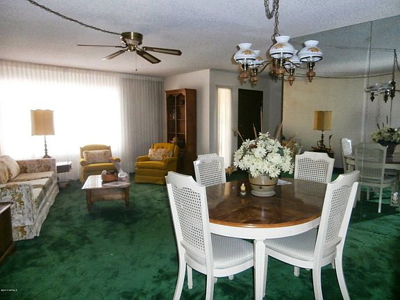 3rd image of 12303 W La Terraza Dr