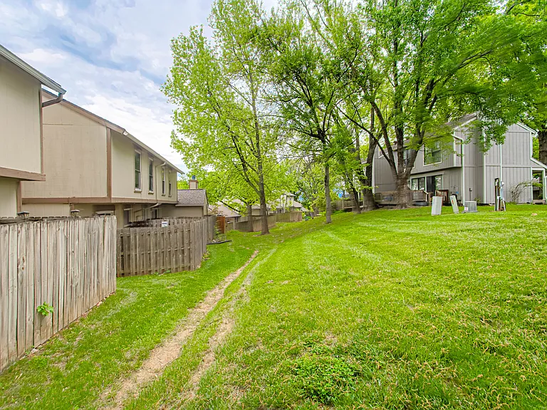 5764 N Anita Ave — Photo 22