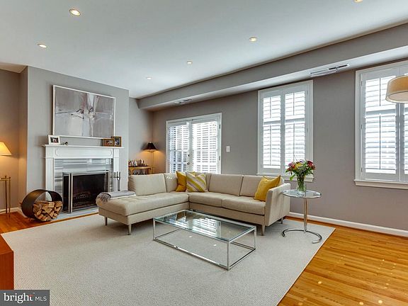5th image of 6673 McLean Dr