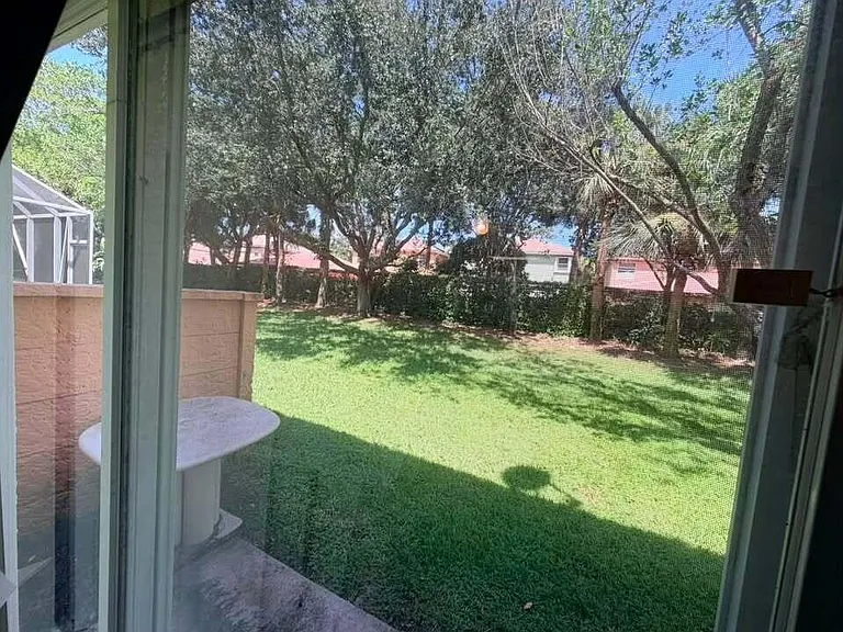 6892 Mill Brook Pl — Photo 12