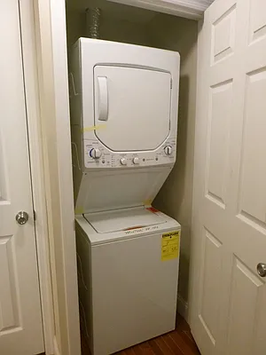 Rented by Bohemia Realty Group | media 16