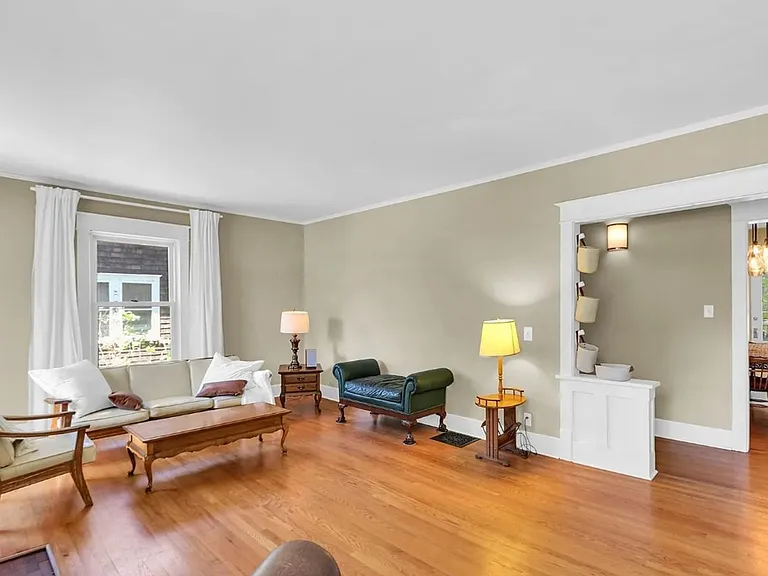 702 W Indiana Ave — Photo 14