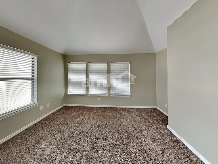 5205 Geode Ln — Photo 10