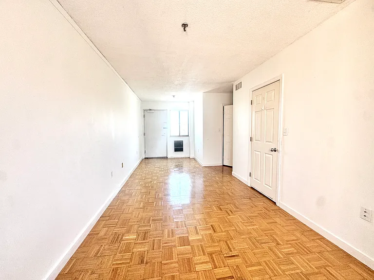 147A Kelton St #715 — Photo 7