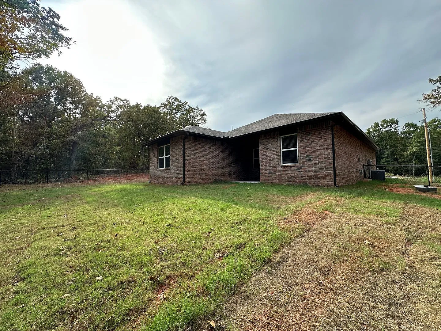 Country Living 3 Bedroom, 2 Bathroom on a 2.97 Wooded Acre Lot in Ridge Creek Addition! — Photo 3