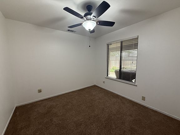 5th image of 1560 Tollhouse Ln