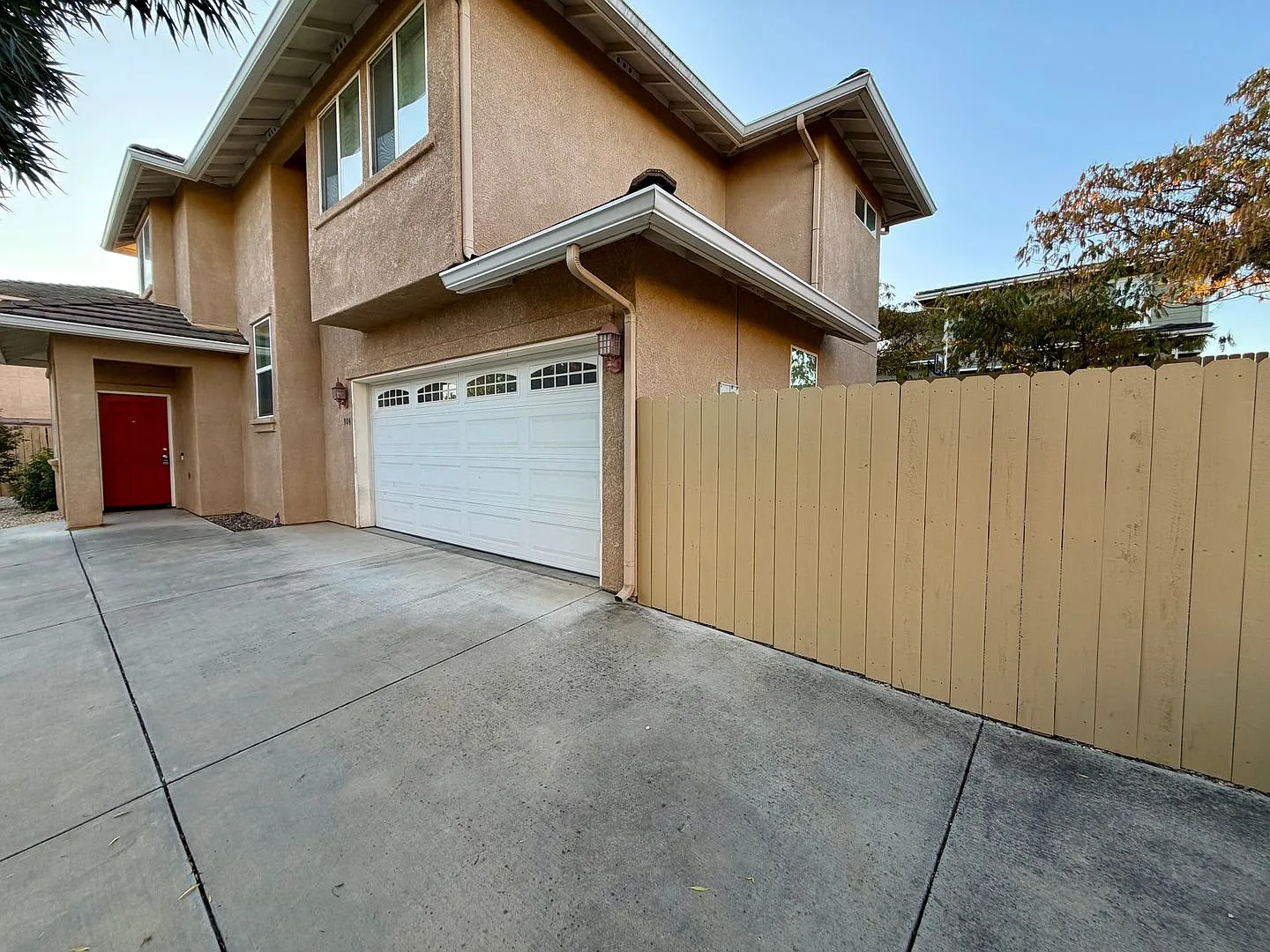 Beautiful 3 Bedroom 2.5 Bathroom Single Family Home Available 8/1/2026 **Do Not Disturb Tenants** — Photo 3