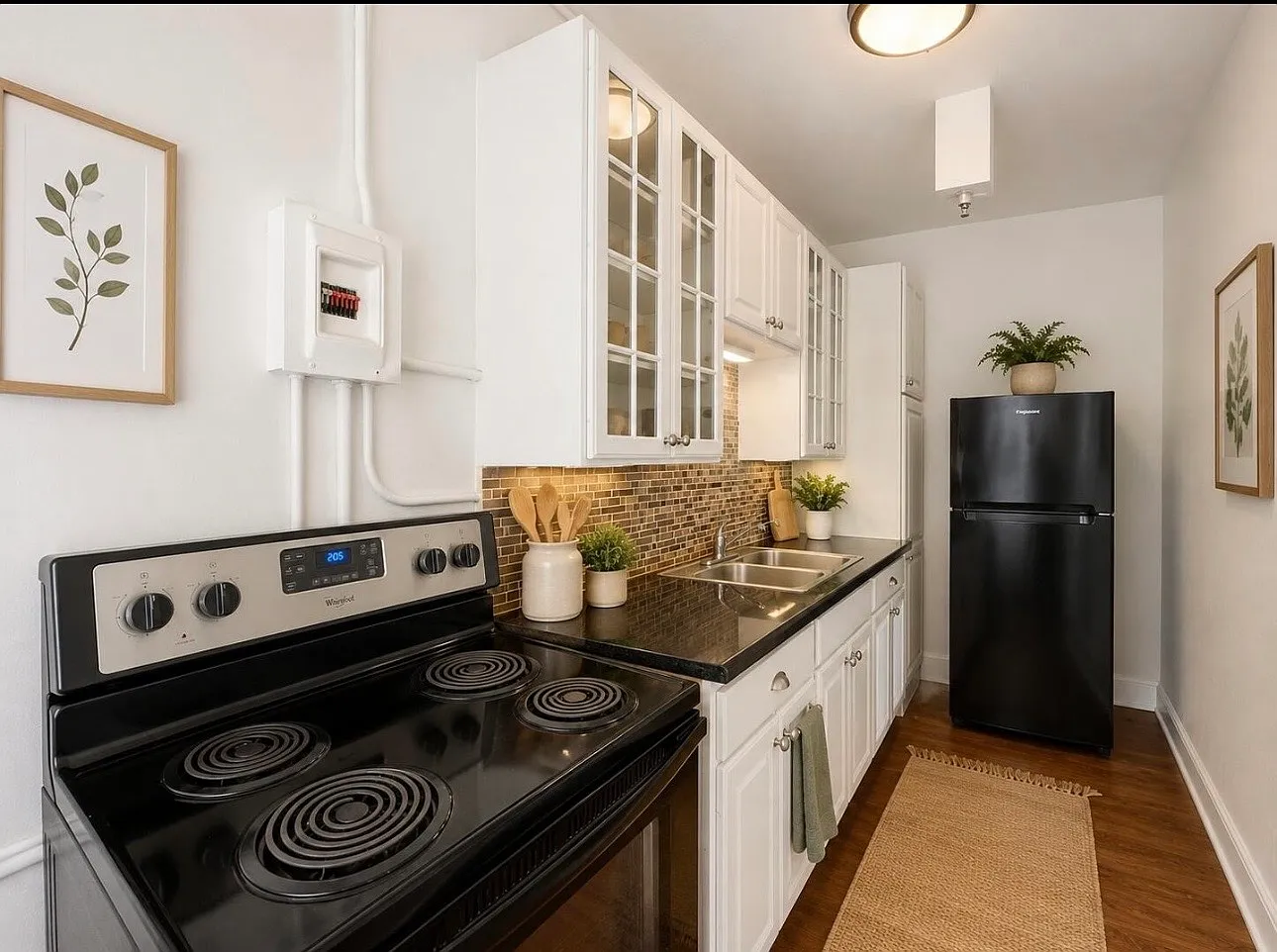 1 bed, 650 sqft, $1,850 — Photo 2