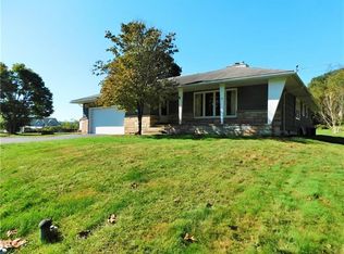 424 Country Club Dr, Ellwood City, PA