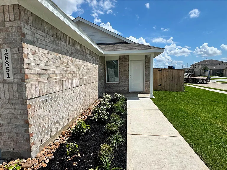 26851 Vanilla Pearls Ln — Photo 1