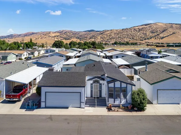 600 S Dennison Rd Space 120, Tehachapi, CA 93561