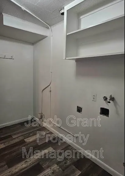 298 W 17th St #294 — Photo 5
