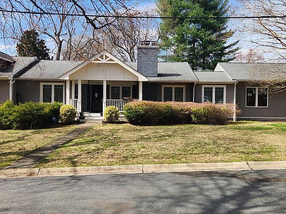 3rd image of 7516 Glenriddle Rd