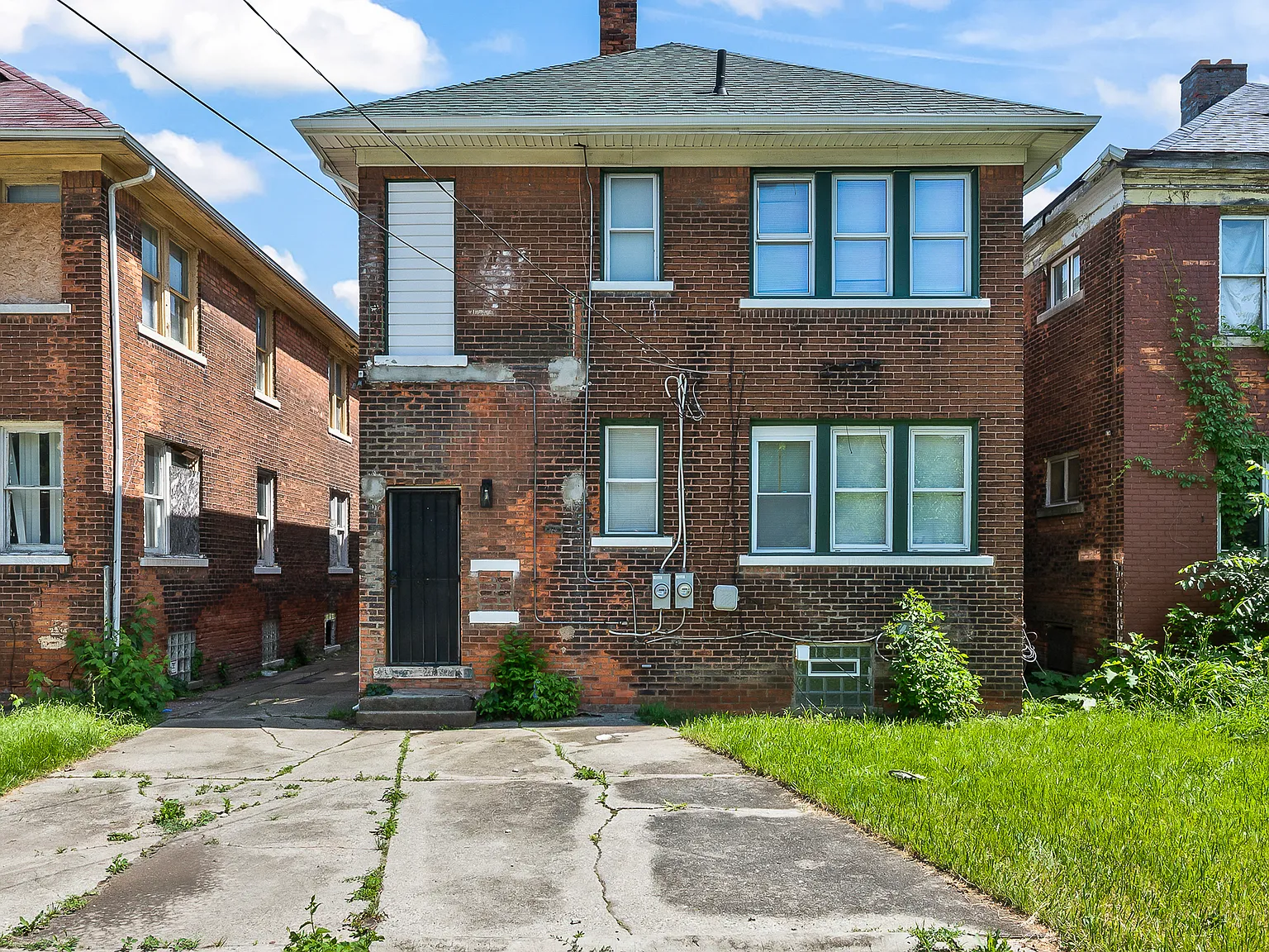 2254 Taylor St — Photo 4