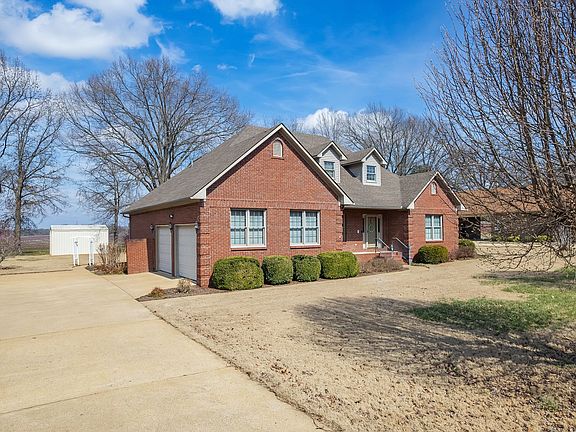 4th image of 248 Anderson Dr