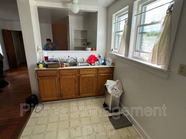 26 Elm St APT 2, Keene, NH 03431