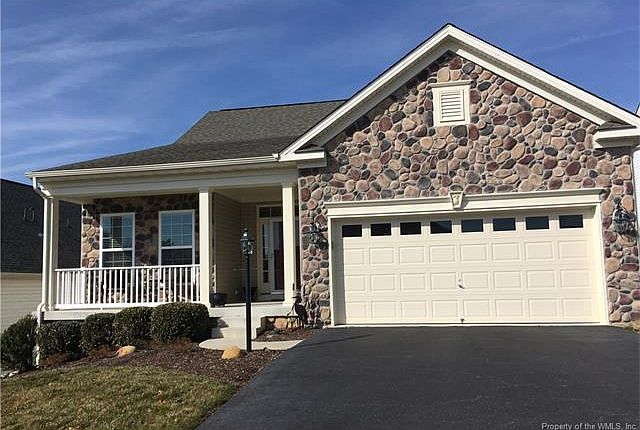1st image of 4052 Kings Oak Ln