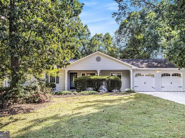 2433 Great Oak Ln, Cumming, GA 30040
