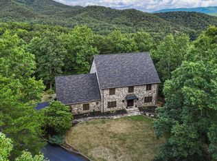 3045 New Ridge Rd, Elliston, VA 24087