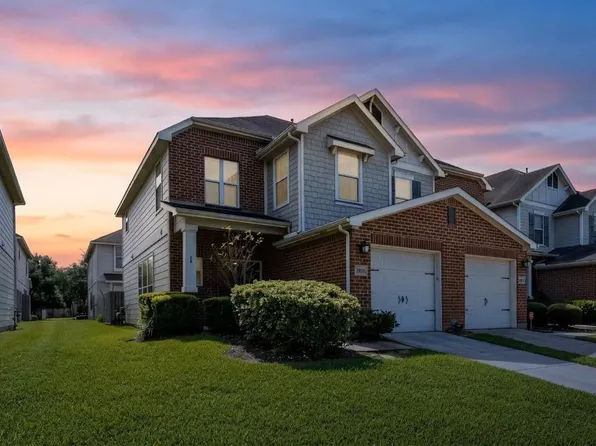 8011 Fisher Glen Ln, Houston, TX 77072