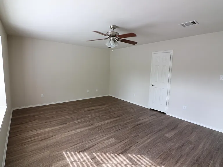 6606 Shiner St — Photo 19