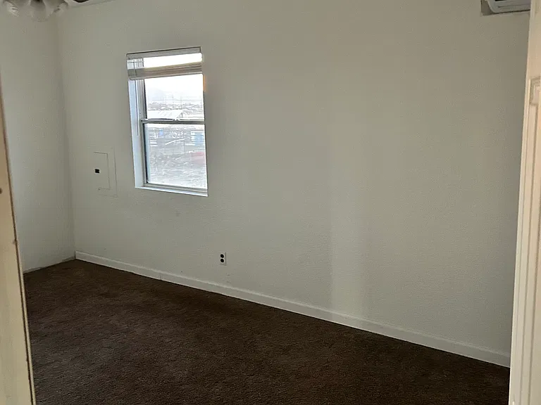 10025 N Coyote Springs Rd — Photo 2