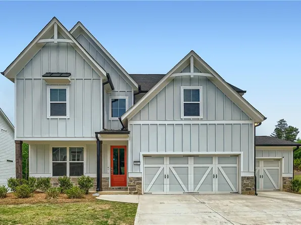 90 Mountain Ashe Ln, Dallas, GA 30132