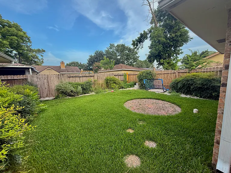 Starlite Dr — Photo 13