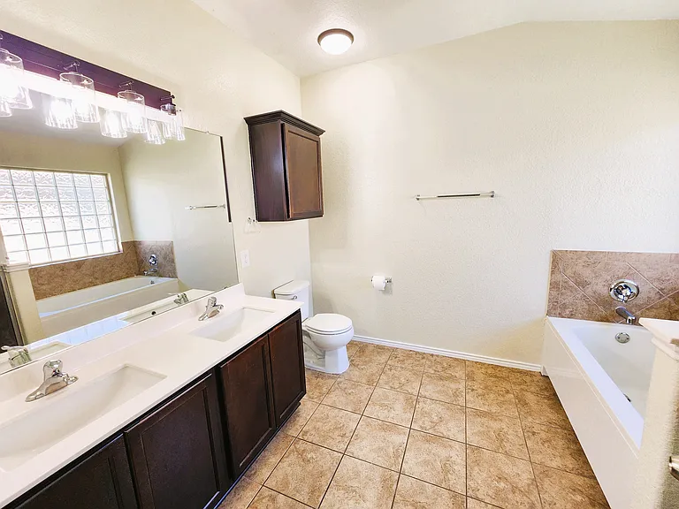 6304 Cool Creek Dr — Photo 14