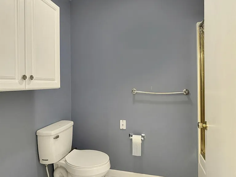 104 Lee Ave — Photo 10
