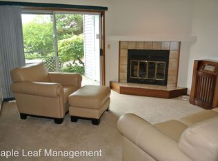8257 40th Ave NE #101, Seattle, WA 98115