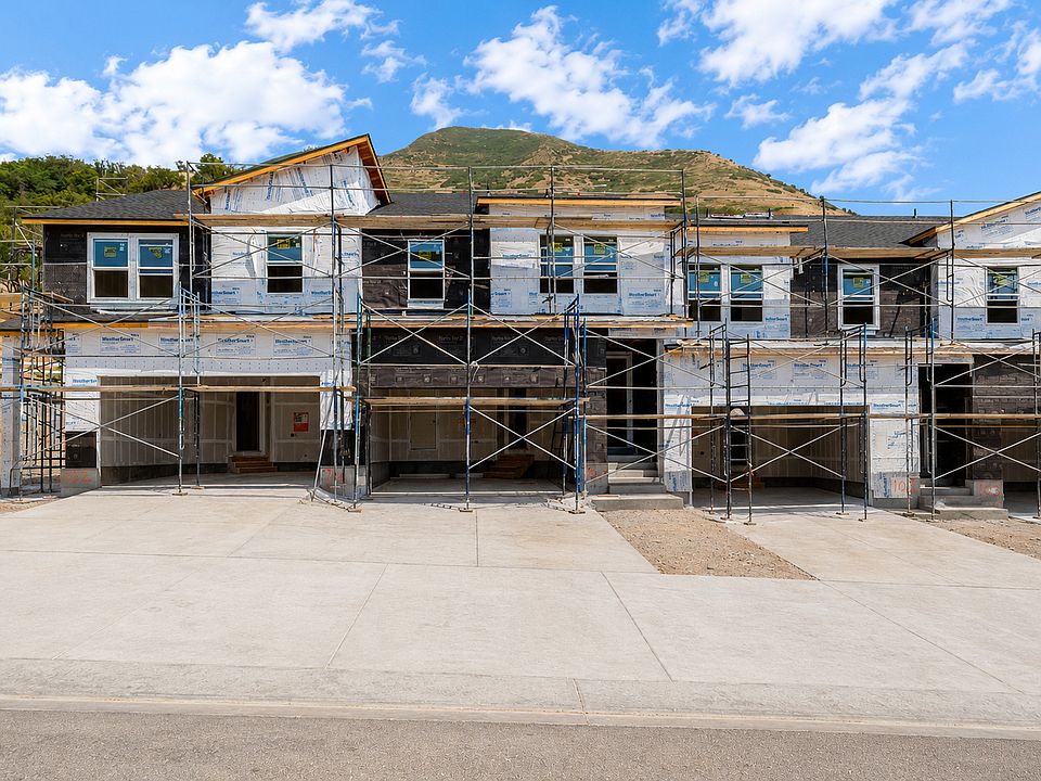 1st image of 5371 S Acacia Dr #727