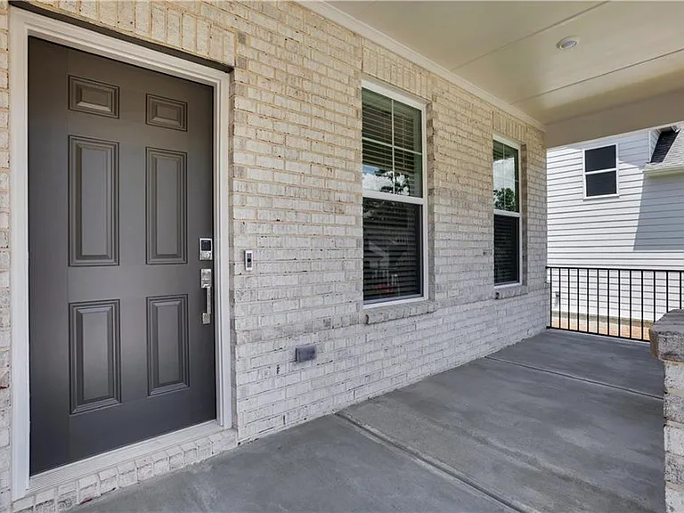 3198 Shirecrest Ln — Photo 4