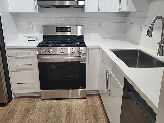 5th image of 415 S New Hampshire Ave #2B-2Ba-1000Sqft