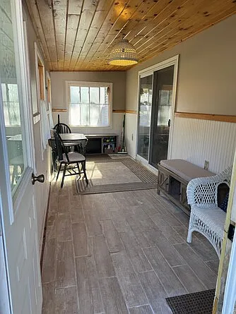 35 Bolton Ave — Photo 8