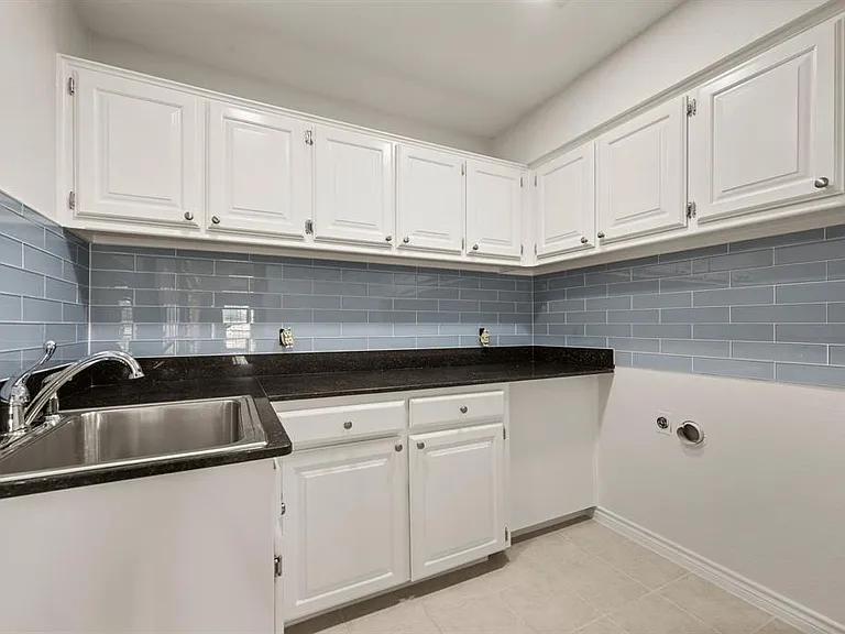 1000 Raven Bend Ct — Photo 19
