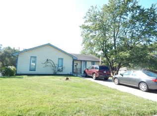 1727 Dakota St, Leavenworth, KS 66048