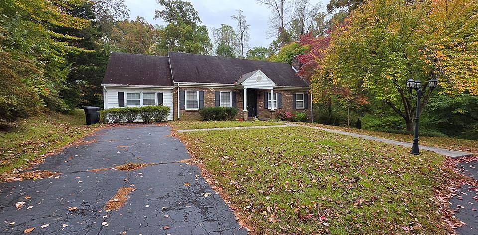 1st image of 249 River Oak Dr