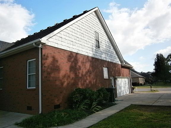 2nd image of 1824 Satinwood Dr