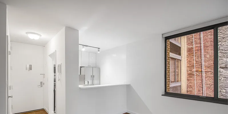 Rented by Mirador Real Estate | media 4