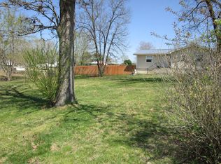 8381 Ark St, Birch Tree, MO 65438