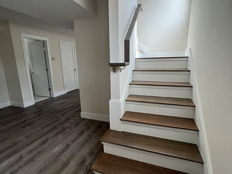19 Loomis Ave — Photo 26